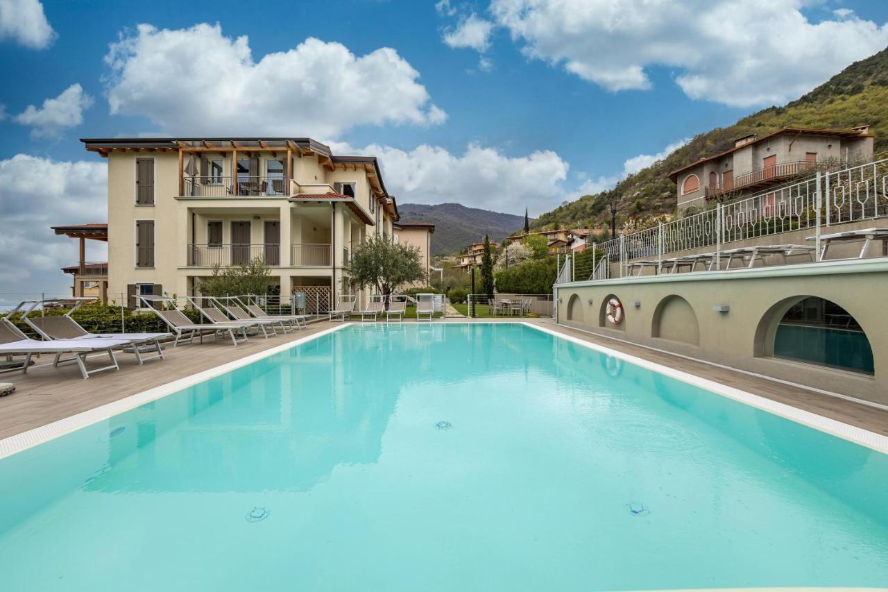 Residence La Villa Cuore Tignale Exterior foto